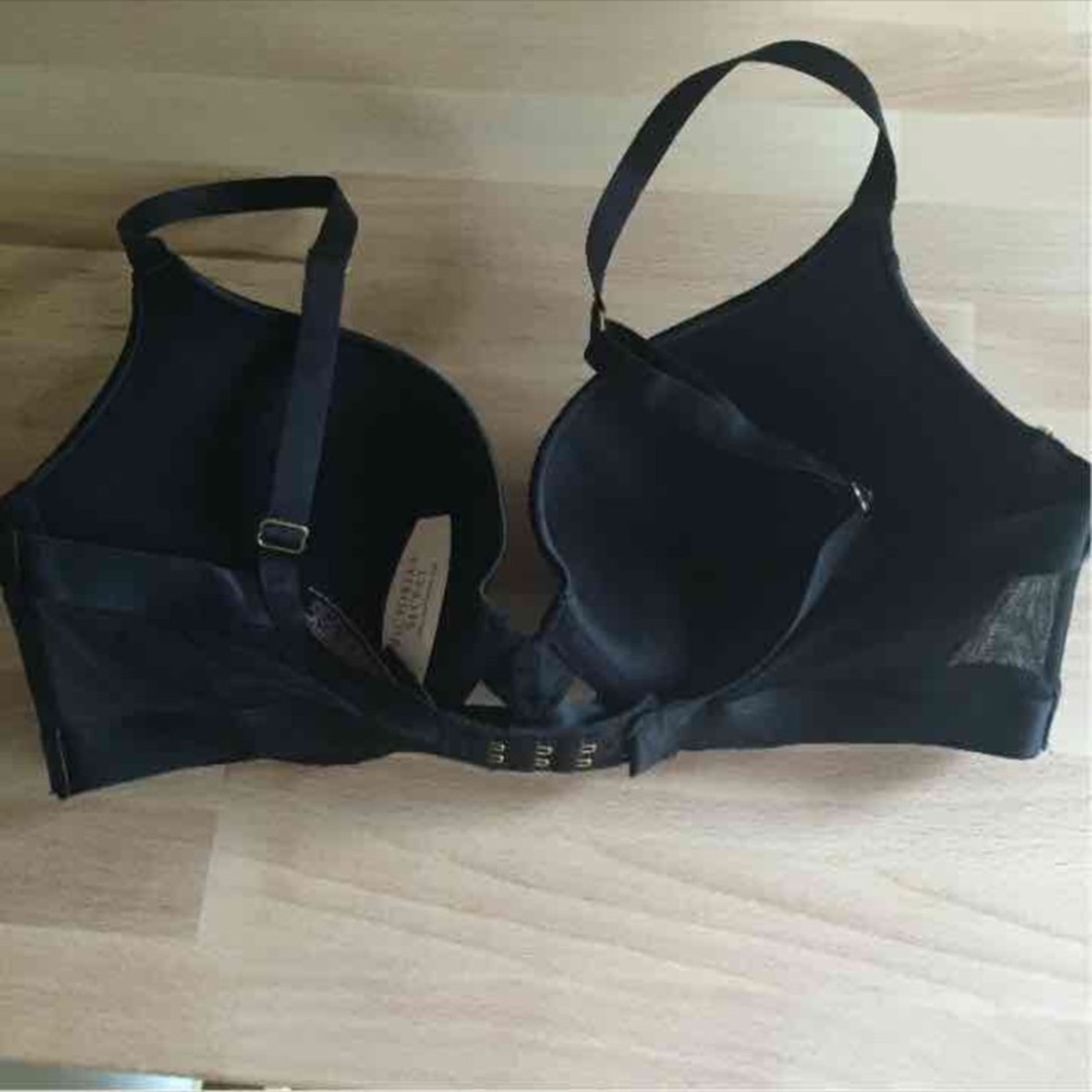 Victoria secret runway collection super sexy push up bra 32D - Picture 2 of 4
